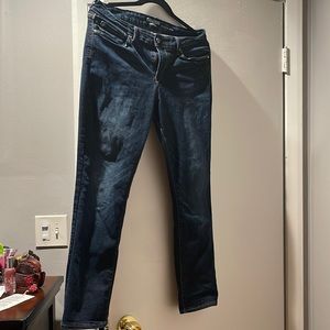 Dark blue Denizen from Levi’s jeans